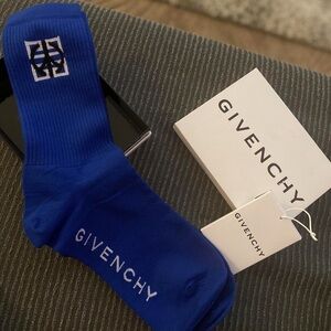 Givenchy Peace 4G Logo Cotton Blend Socks in 490-Blue/White